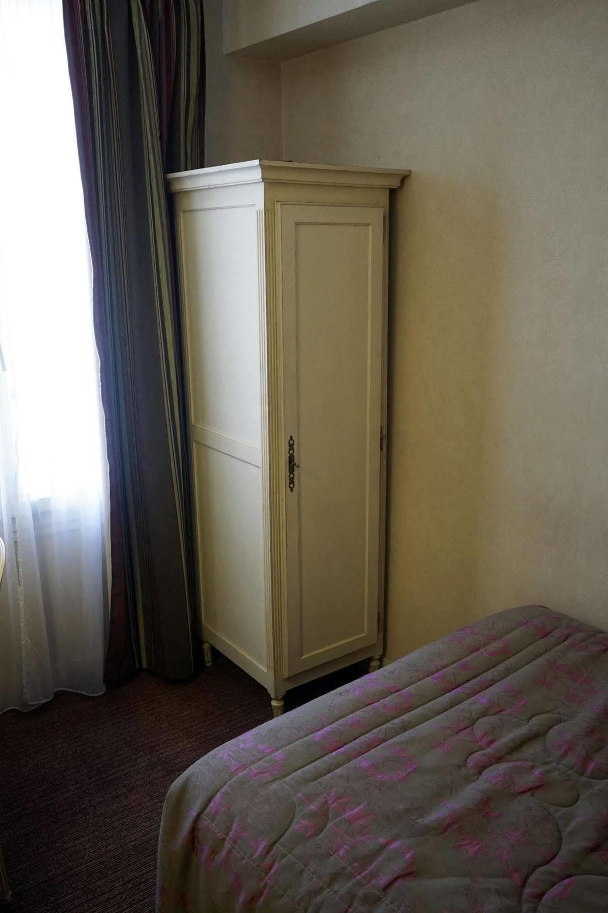 Hotel Riviera Elysees Париж Екстериор снимка